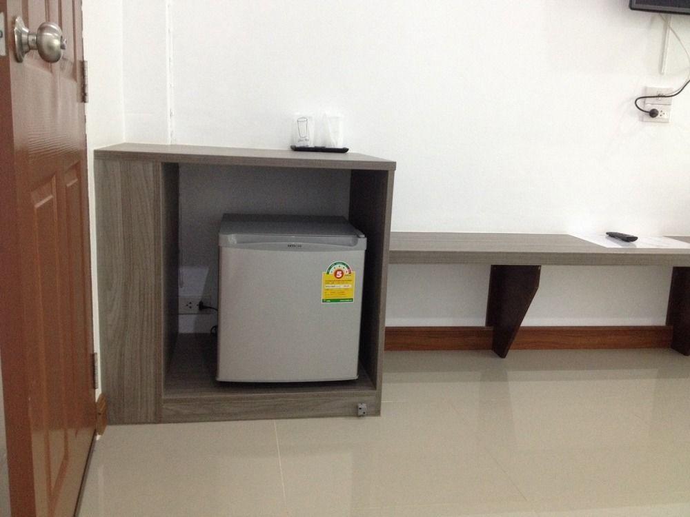 Np Hotel Buriram Bagian luar foto